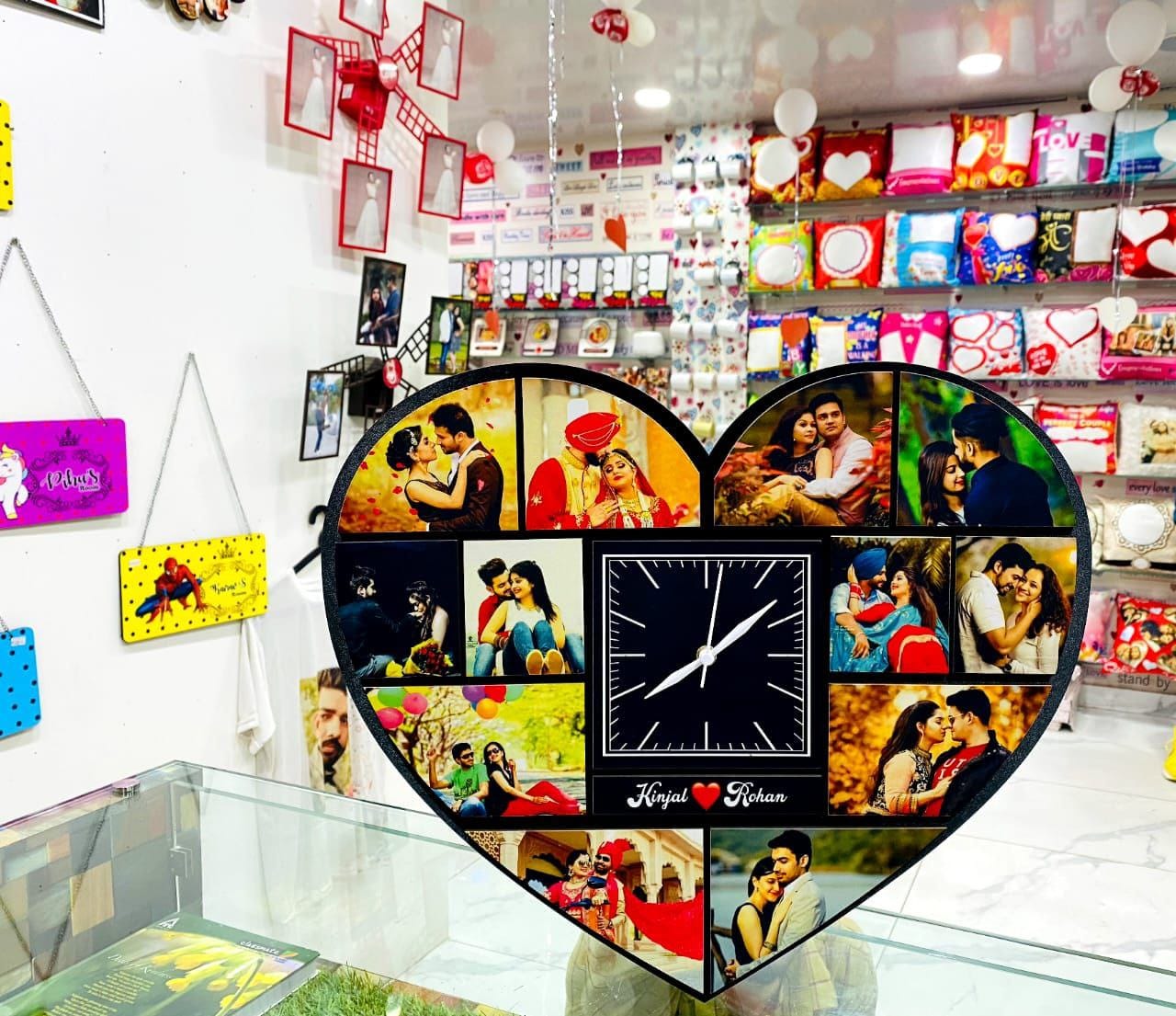 D8 Personalized Wooden Photo Clock