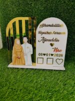 Couple Thumb Table Top With Name - Image 2